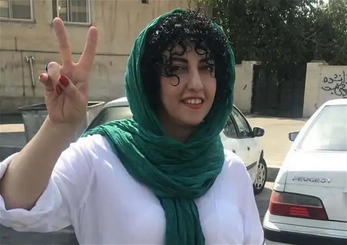 الناشطة الحقوقية نرجس محمدى