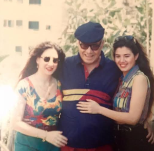الفنان فريد شوقي مع بناته